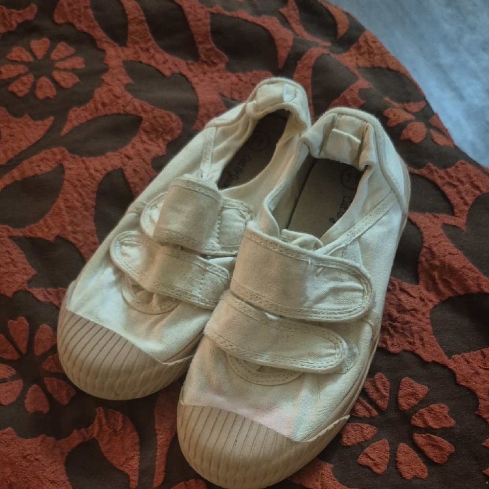 Kids White Velcro Shoes